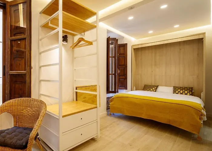 Estudio Torre Del Aver * Касерес